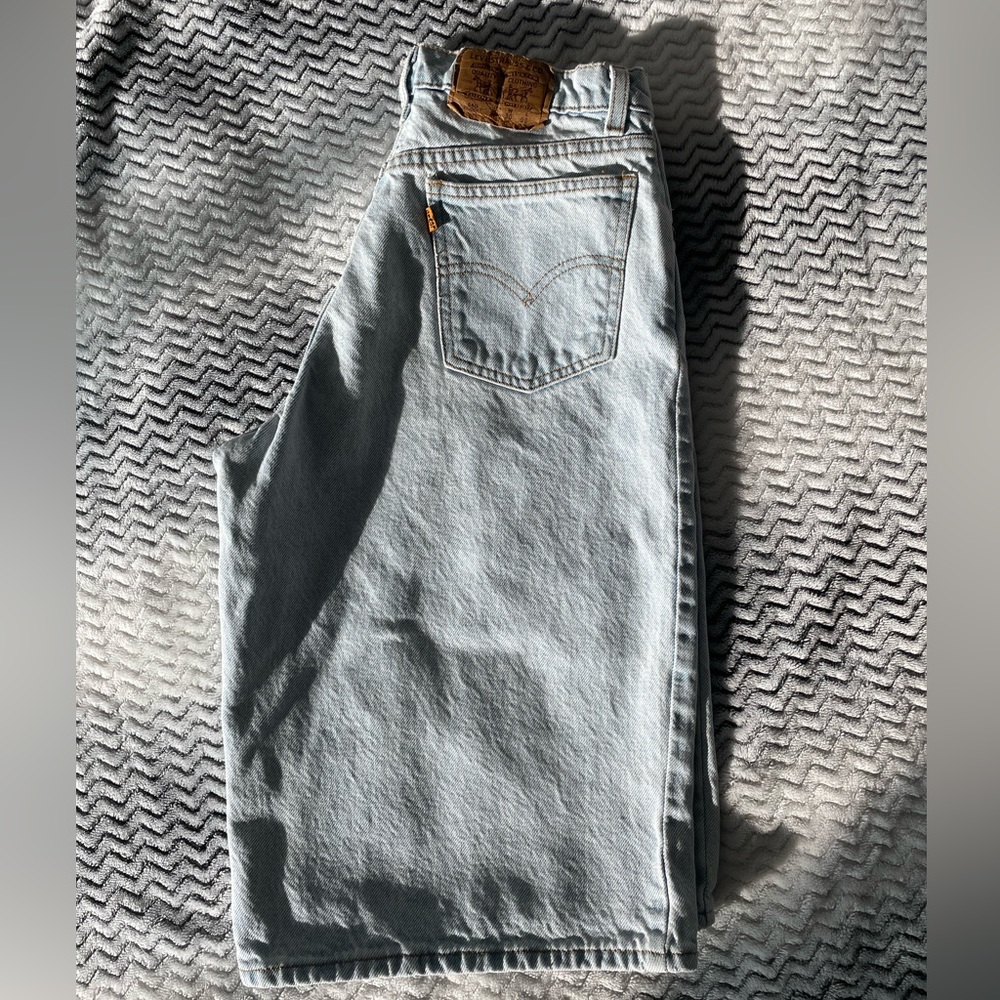 Loved, Levi’s 560 Student Orange Tag Vintage Light Wash Jean Shorts Size 30 - Picture 1 of 10